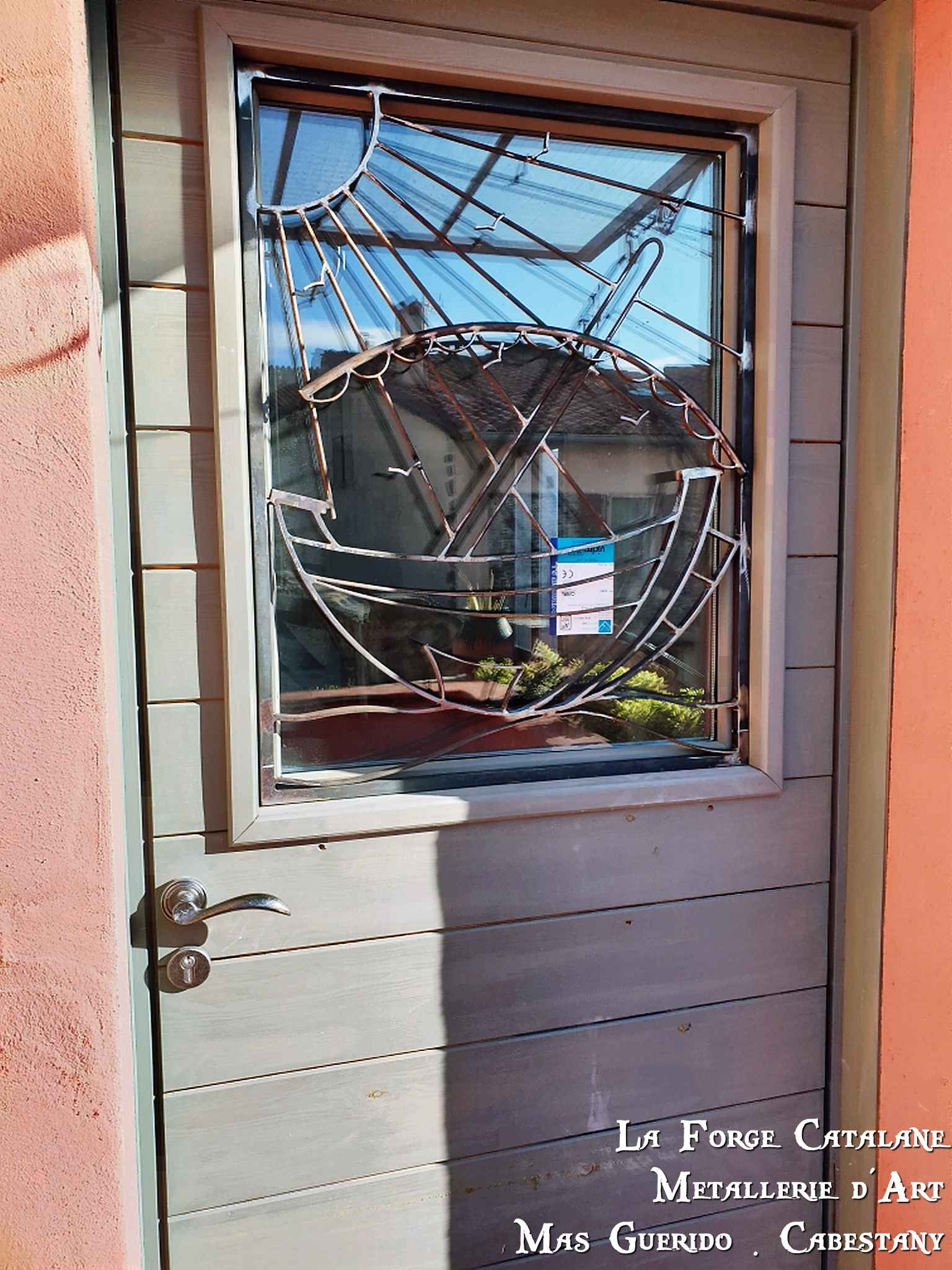 grille protection barque catalane forge catalane.jpg